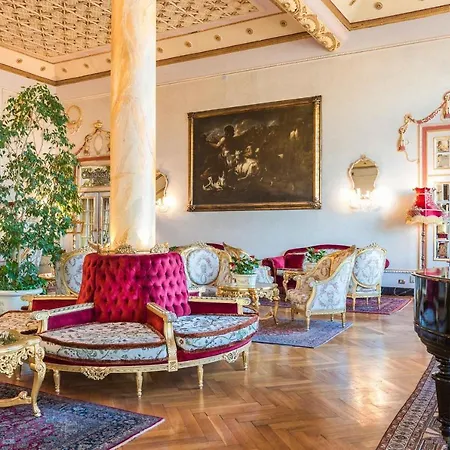 Regina Palace 4*