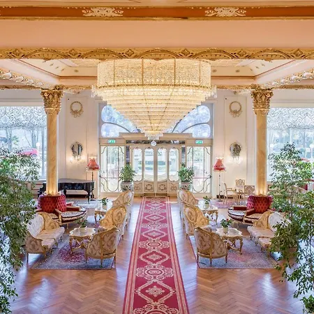 Regina Palace 4* Stresa