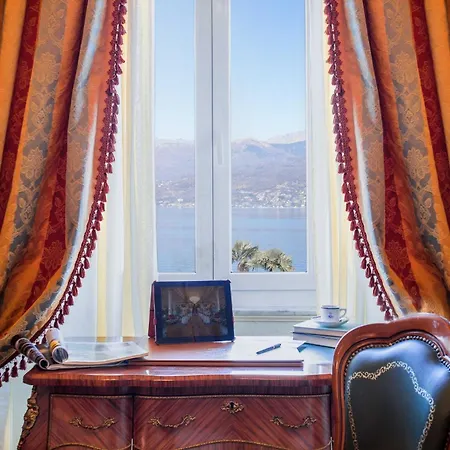 Regina Palace 4* Stresa