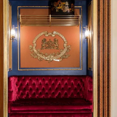 Regina Palace Hotel 4*