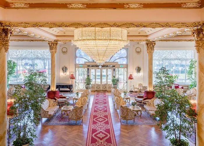 Regina Palace 4* Stresa