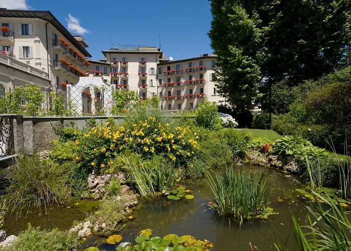 Ξενοδοχείο Regina Palace 4*