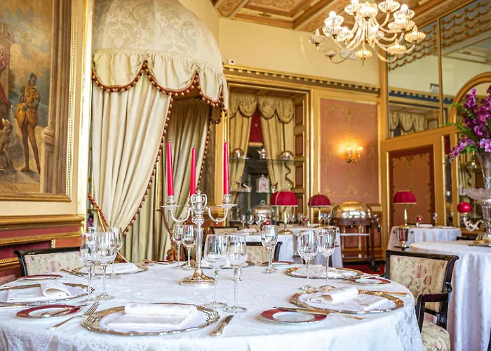 Regina Palace Hotel 4*