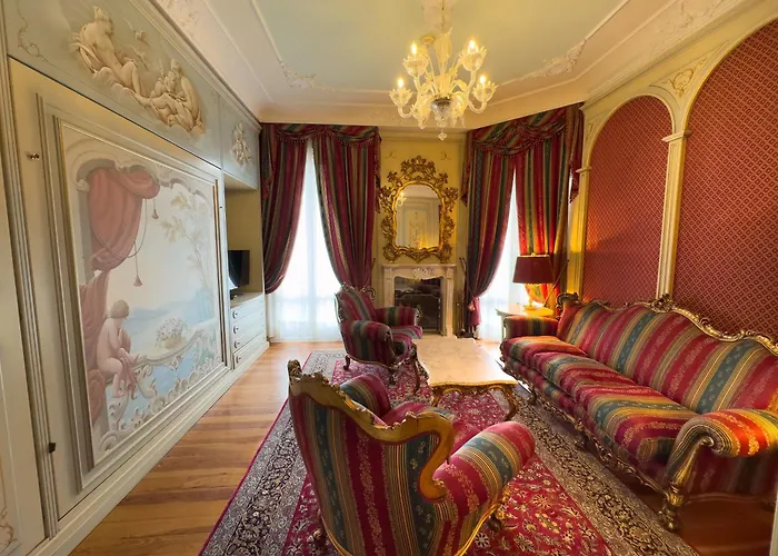 Regina Palace Ξενοδοχείο 4*