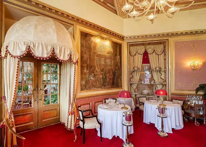 Ξενοδοχείο Regina Palace